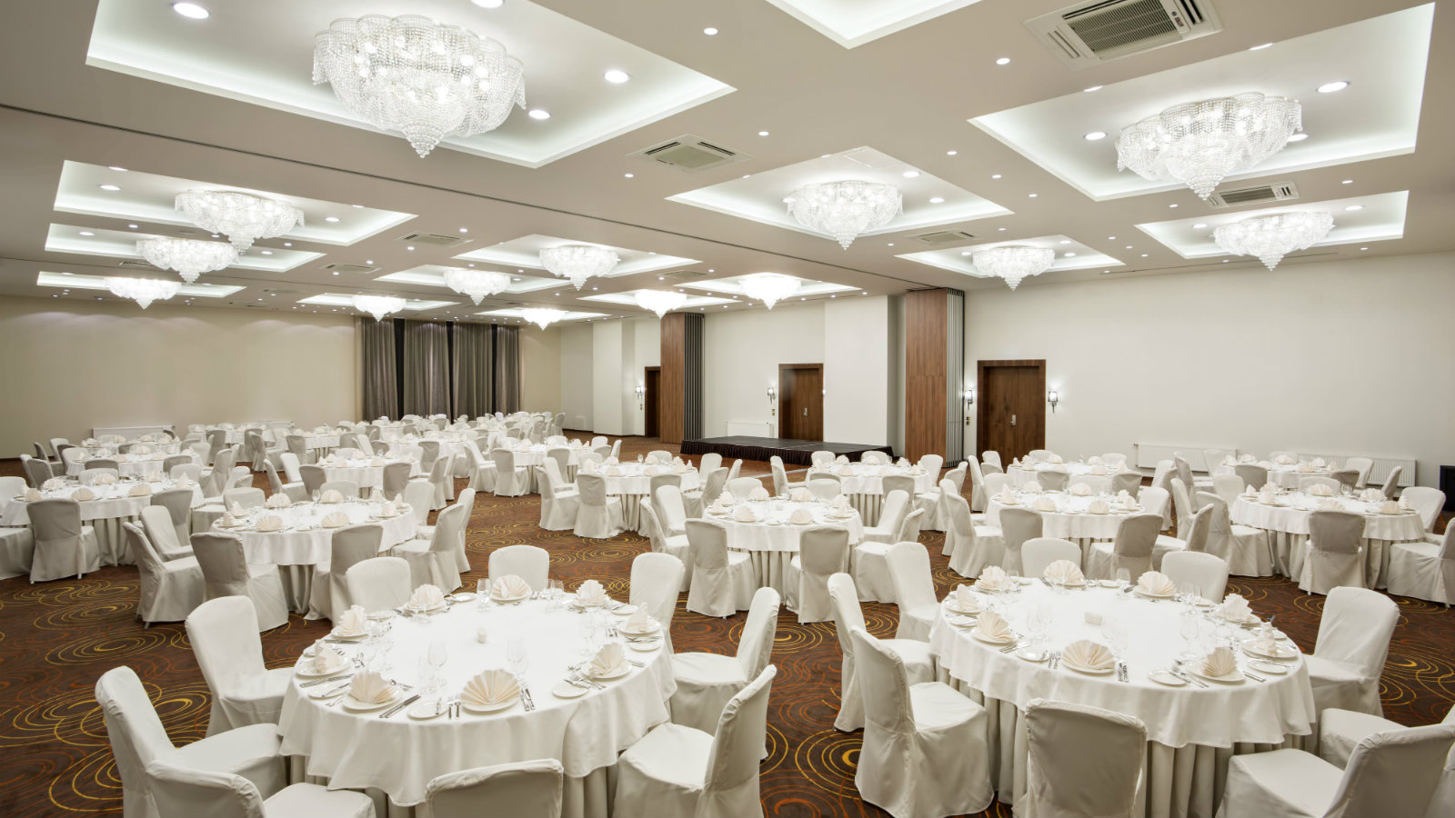 Фото Sheraton Skypoint Luxe