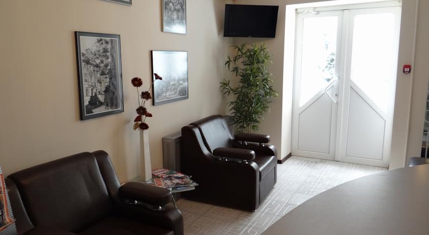 Фото отеля 2