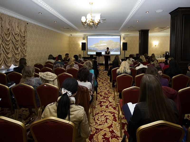 Фото Атташе