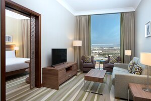 Hilton Garden Inn Dubai Al Muraqabat