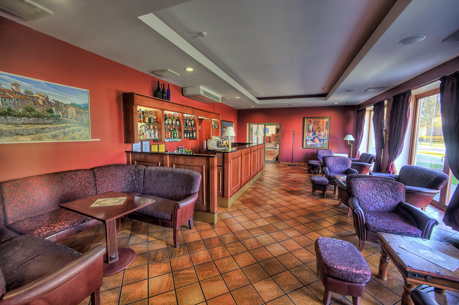 Фото отеля 2