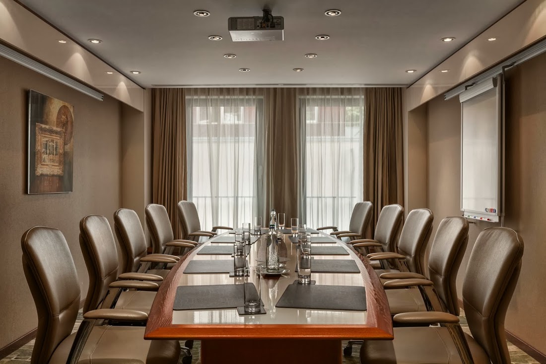 Фото Hilton The Hague