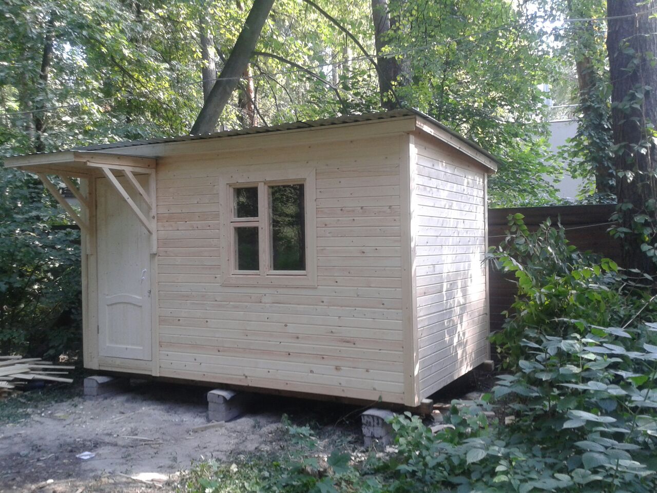 Дверь в бытовку своими руками