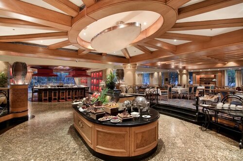 Внешний вид отеля Hilton Sandton в Сандтоне, фото 3