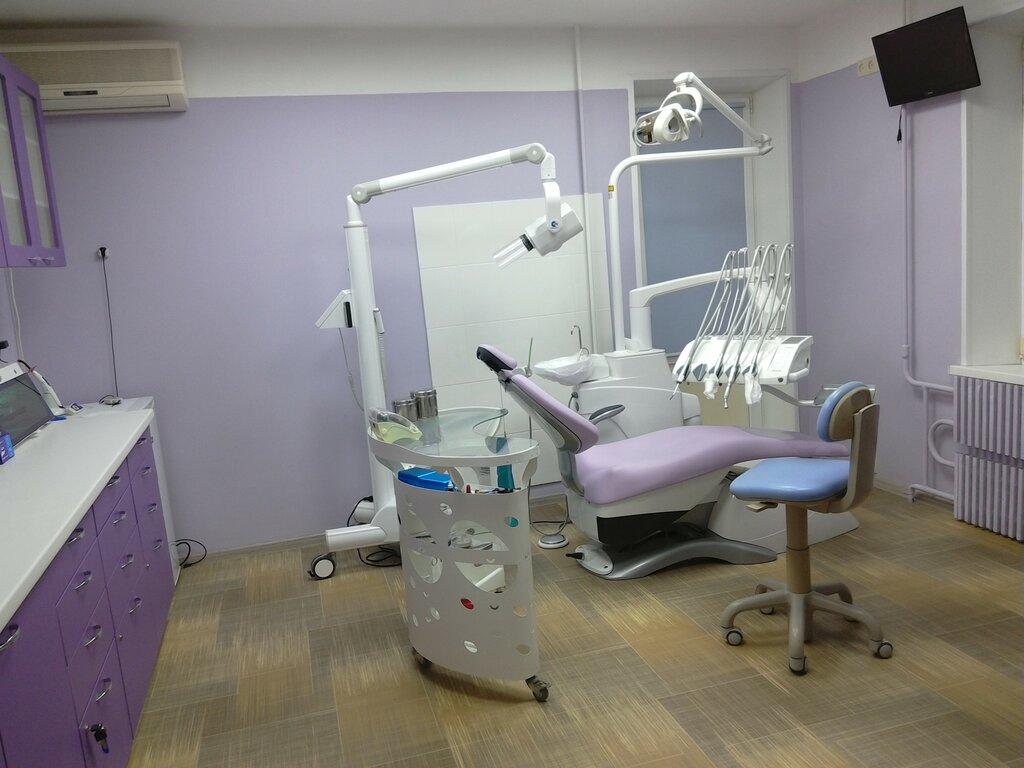 عيادات الأسنان Stomatologichesky kabinet, Stomatologiya Flp Uvarov ، خاركيف، صورة