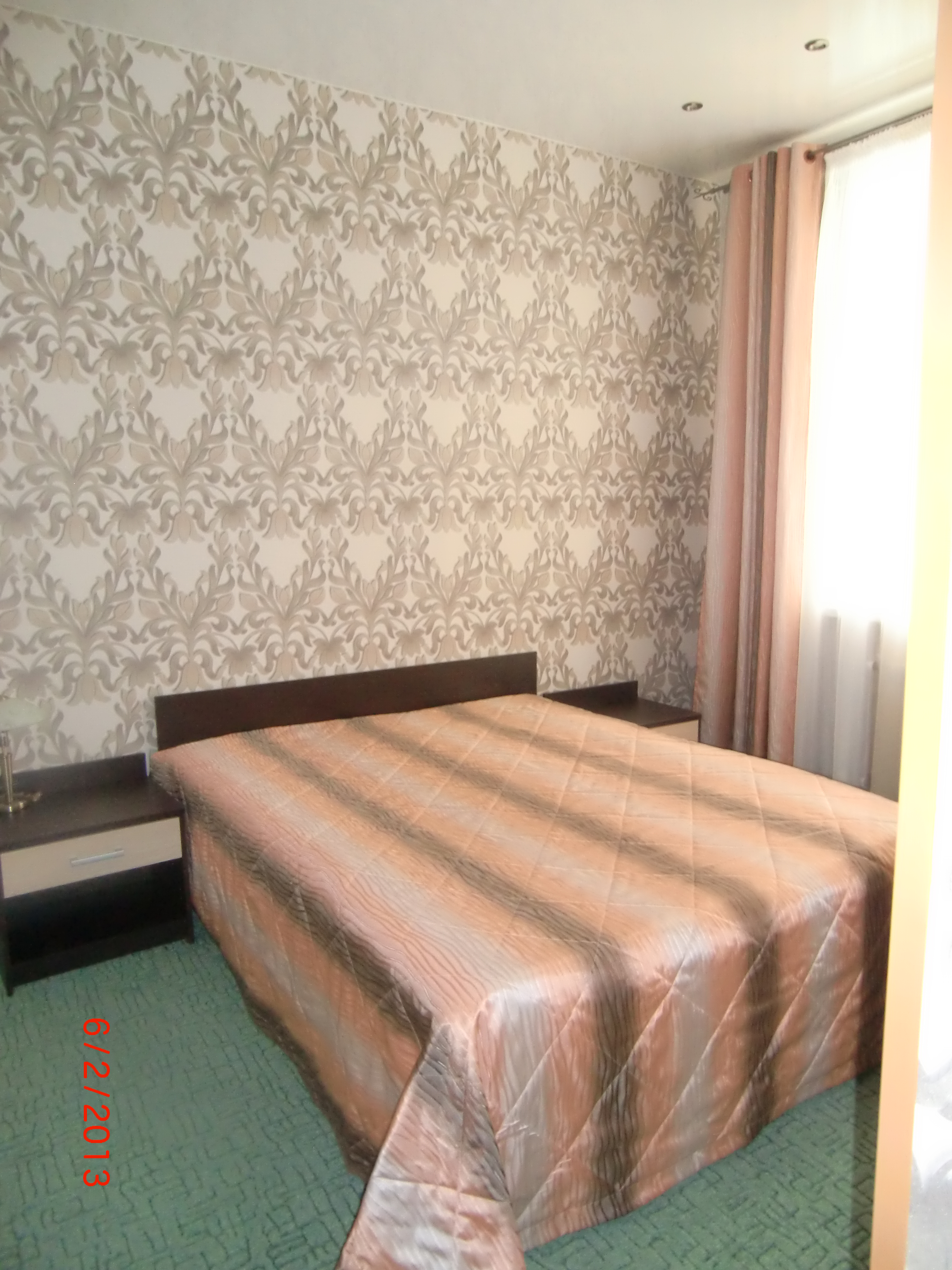 Фото отеля 2