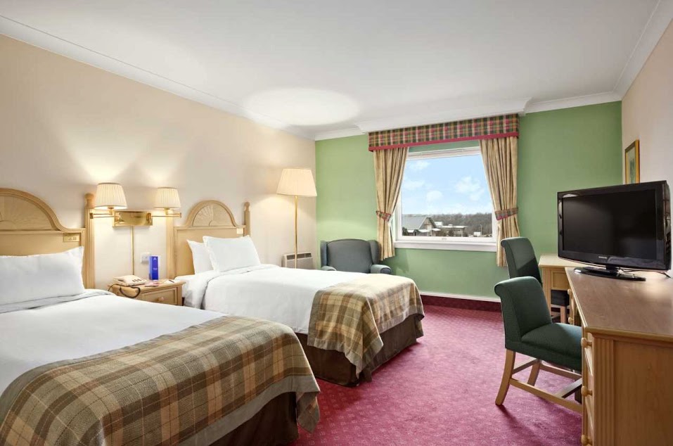 Фото DoubleTree by Hilton Glasgow Strathclyde