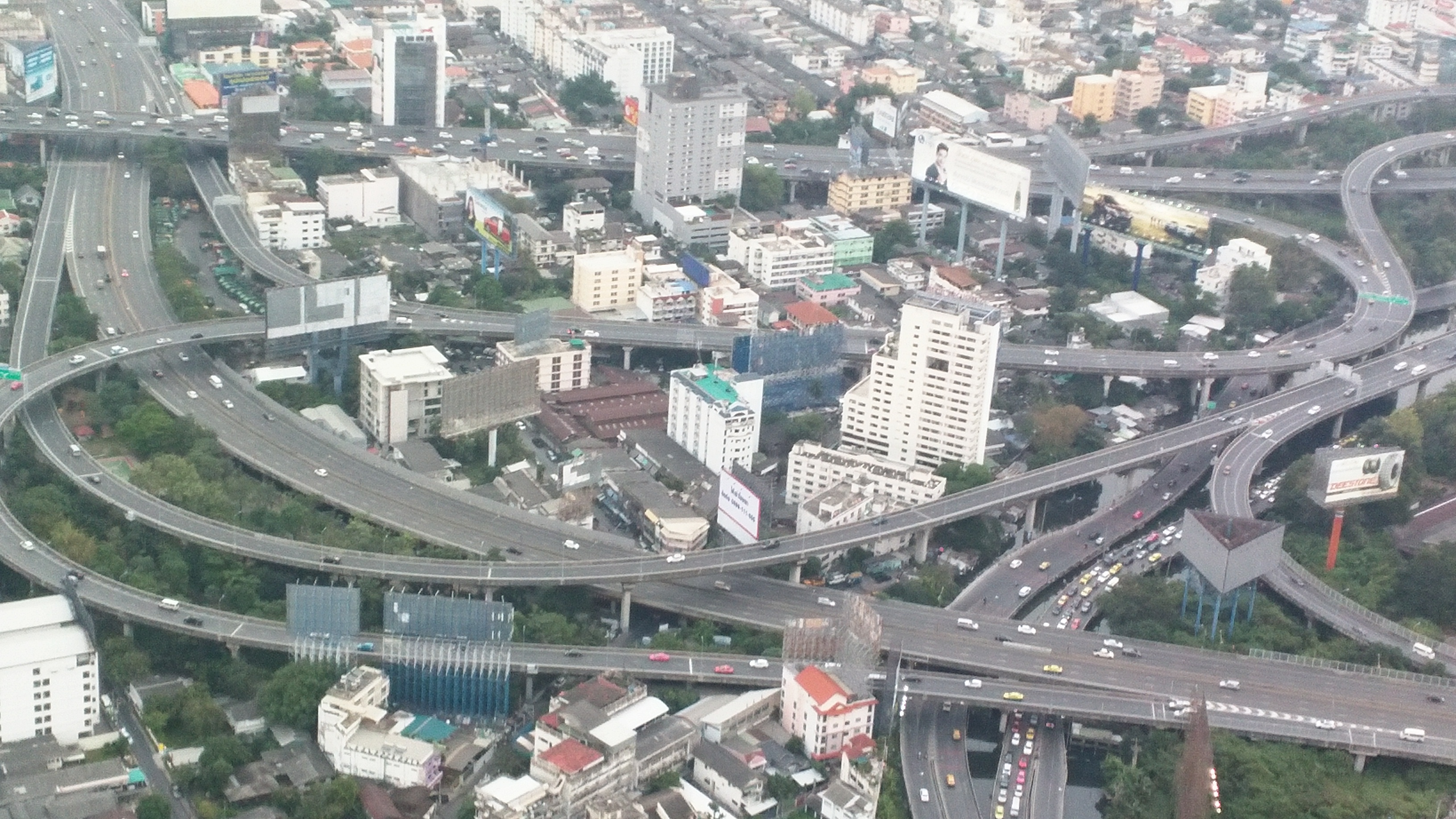 Фото Baiyoke Sky Hotel