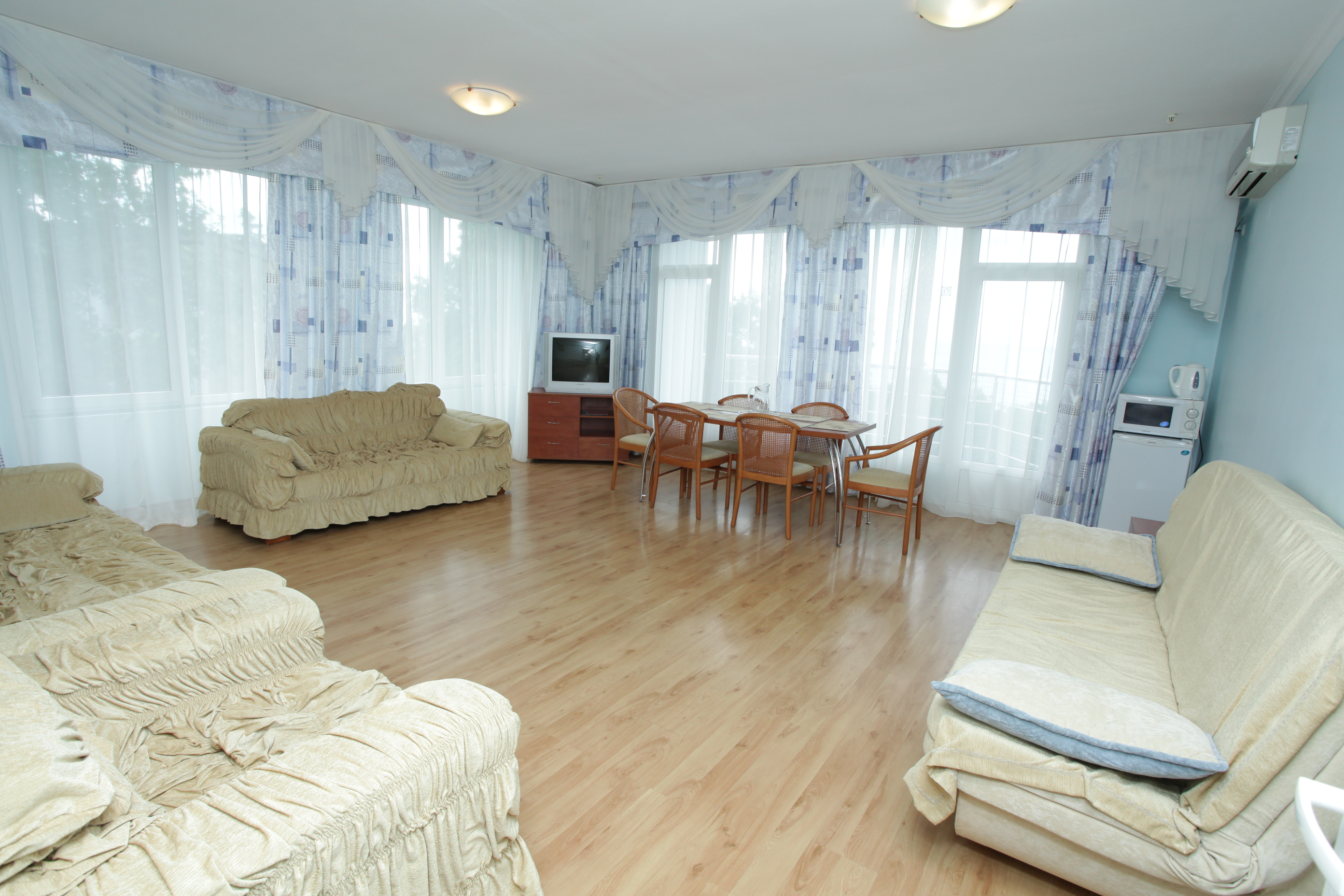 Фото РоЯлта