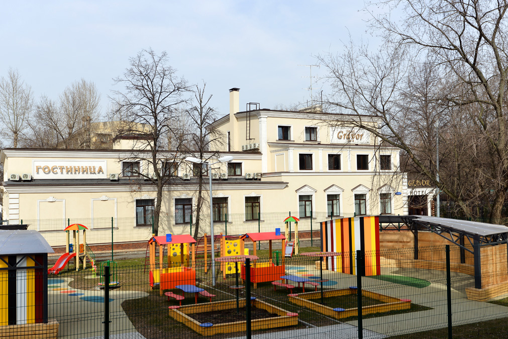 Фото Гравор