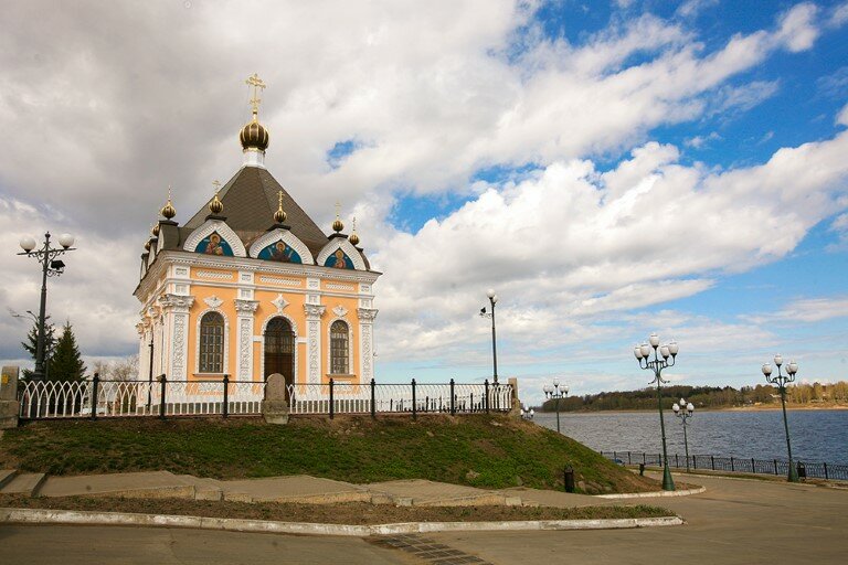 مصلى كنسي، صليب تذكاري Church of Saint Nicholas the Wonderworker ، ، صورة