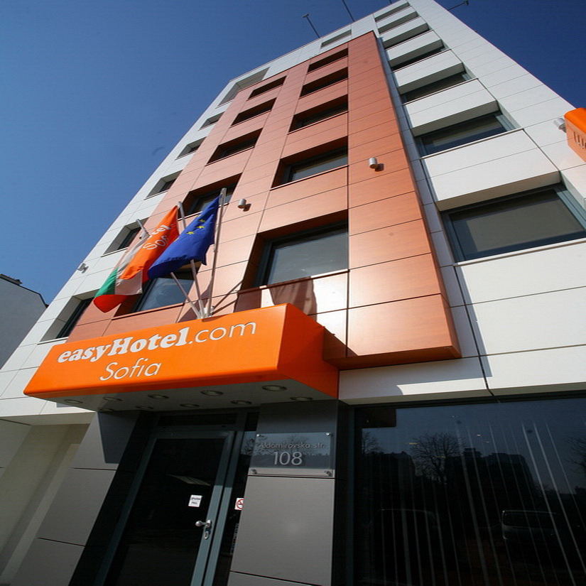 Фото easyHotel Sofia