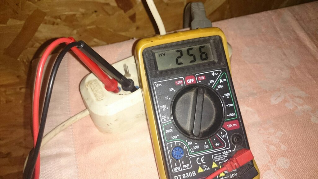 Emergency service LenEnergo Novoladozhskiye elektricheskiye seti Volkhovsky Res Kirovsky uchastok, Kirovsk, photo
