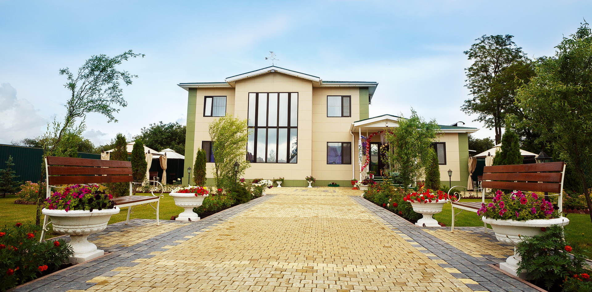 Фото отеля 2