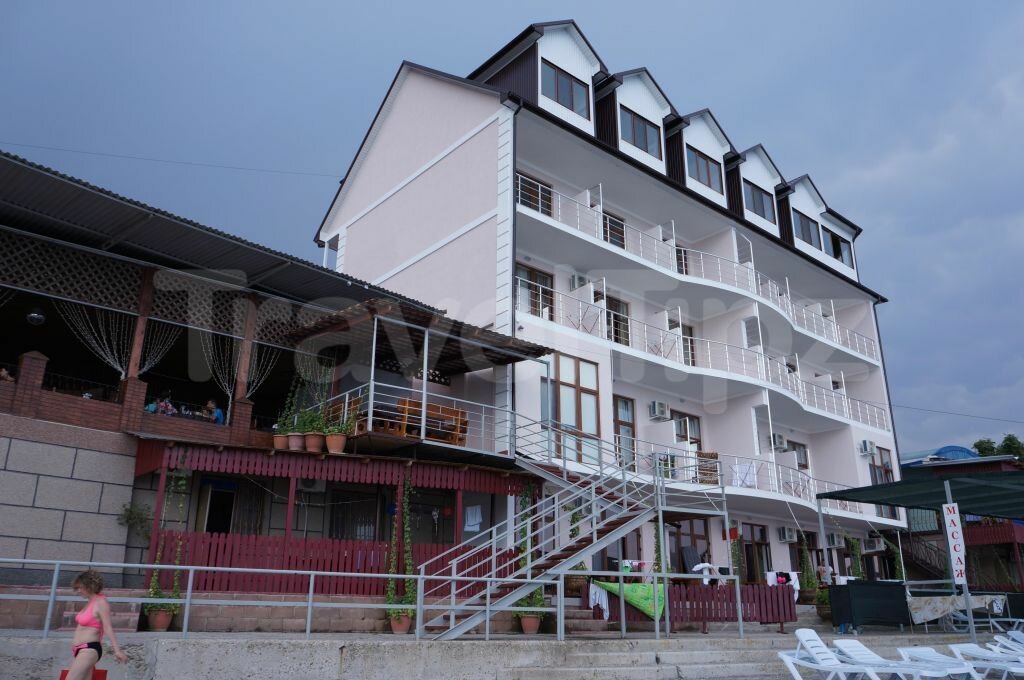 Гостиница пещера алушта