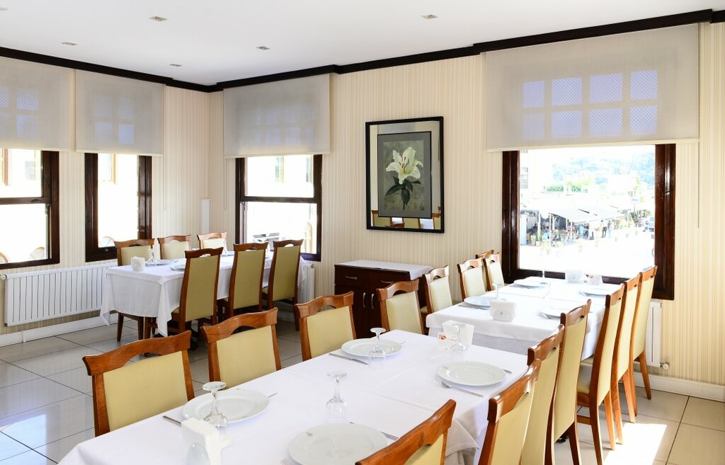 Arnavutköy Sosyal Tesisleri, restoran, Arnavutköy Mah