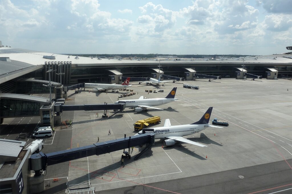 Airport terminal Vipport Vnukovo-3, Moscow, photo