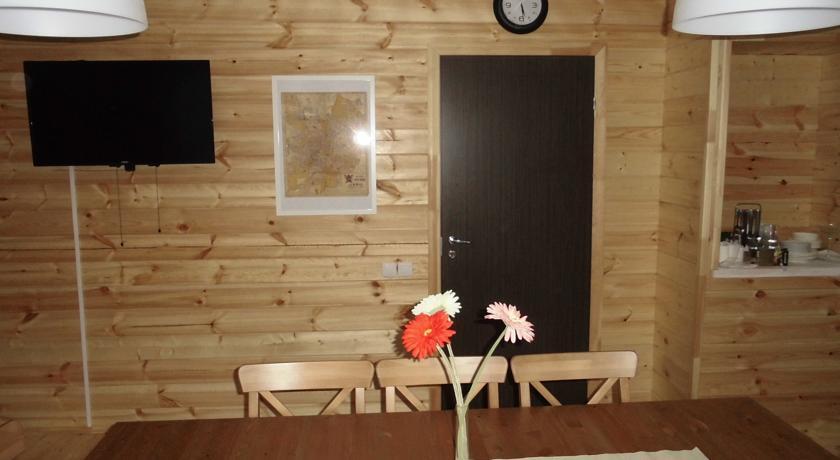 Фото Эко-хаус у реки