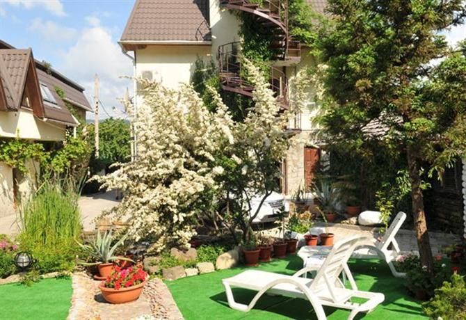 Фото отеля 3