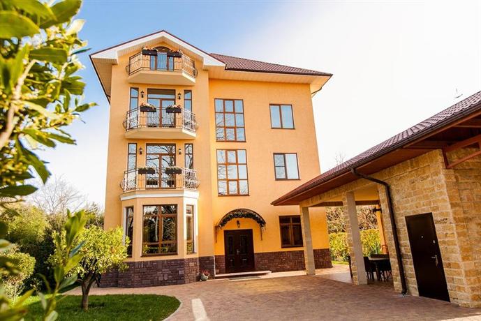 Фото отеля 1