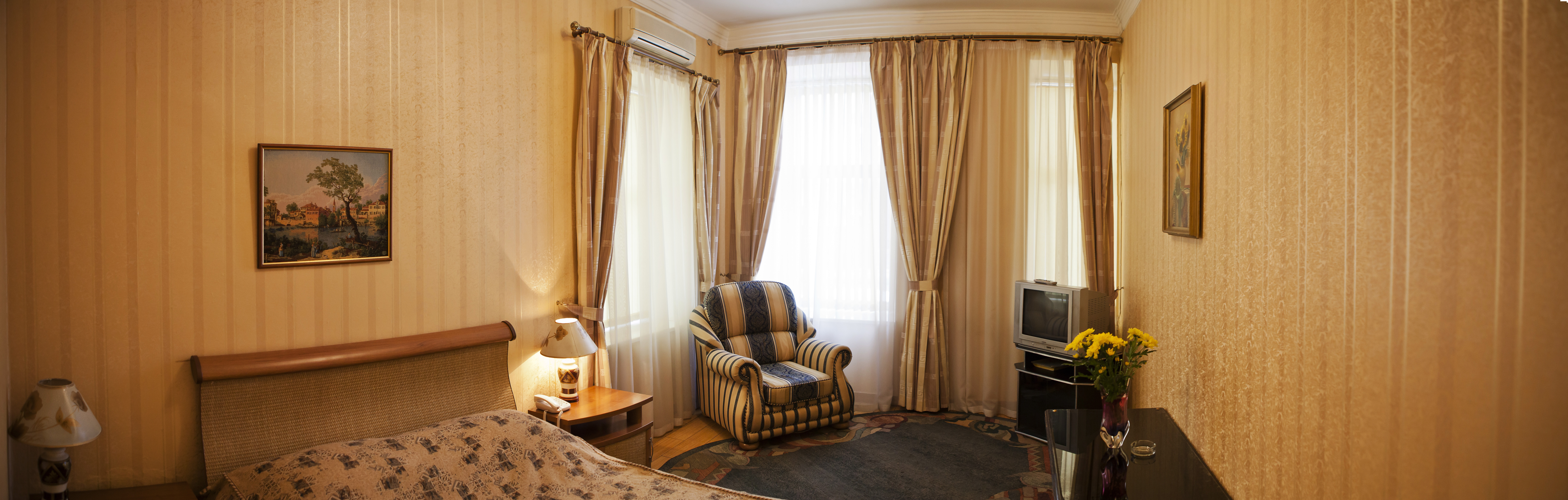 Фото Особняк купцов Хусаиновых