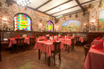 Taverna Vinshtub (Andriivska Street, 9), restaurante