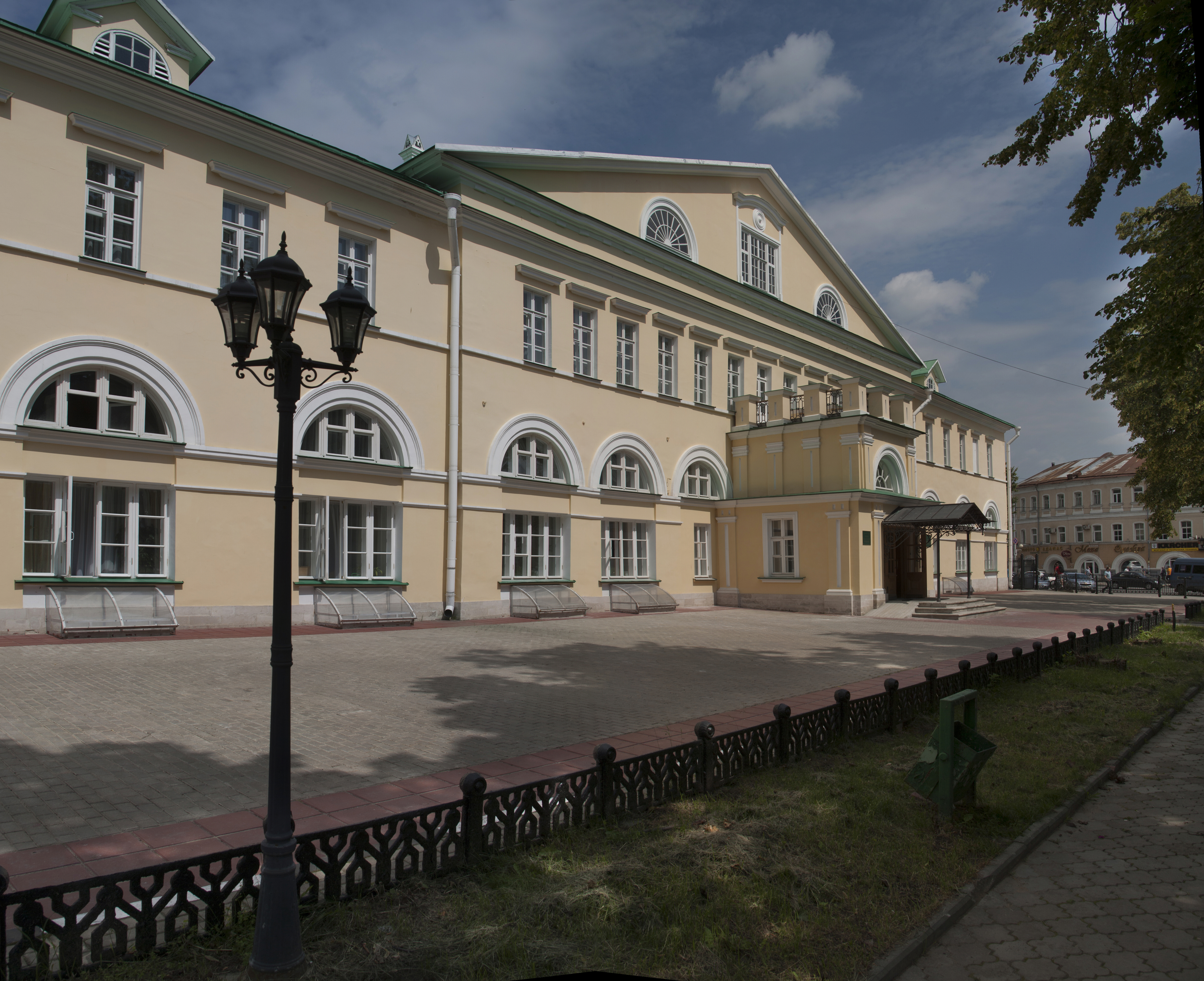 Фото отеля 2