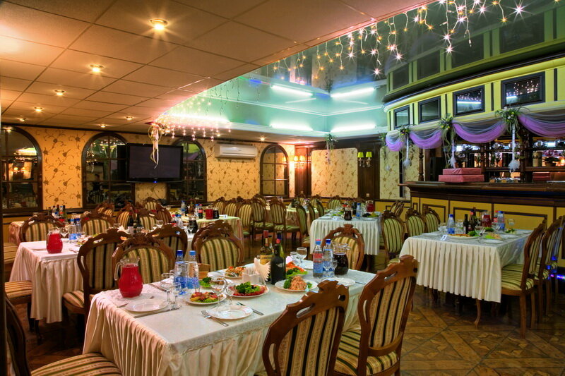 Cafe Kafe Antre Yekaterinburgskogo gosudarstvennogo tsirka, Yekaterinburg, photo