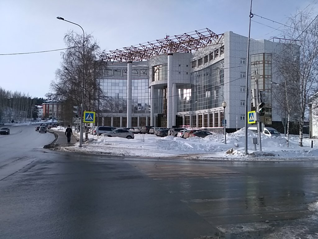 Ханты мансийск на машине