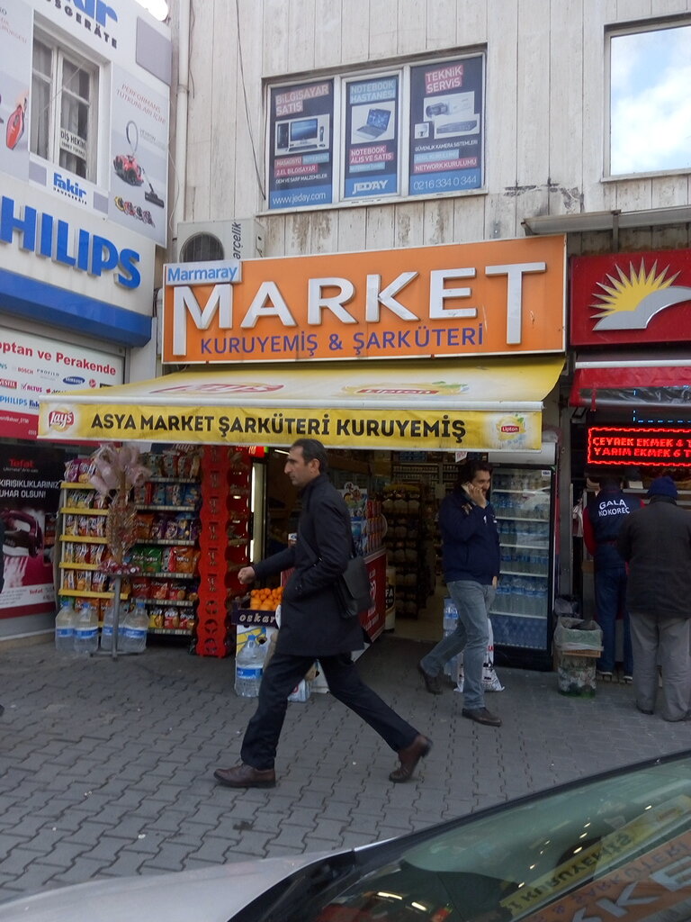 Market Marmaray Market, Üsküdar, foto