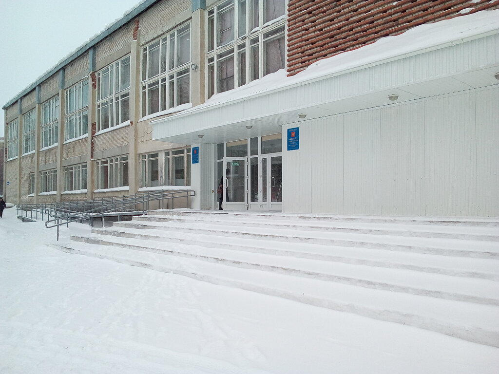 College Gpou Syktyvkarsky kolledzh servisa i svyazi teatr mod, Syktyvkar, photo