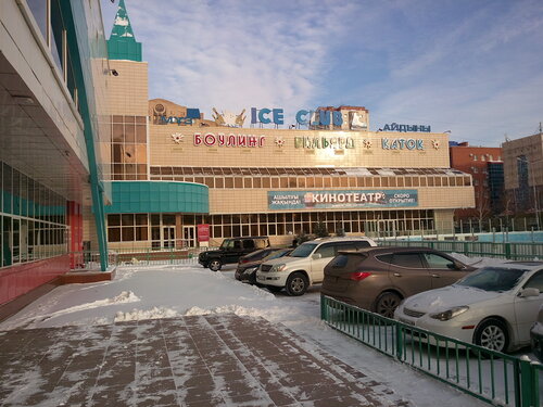 Shopping mall Eurasia 2, Astana, photo