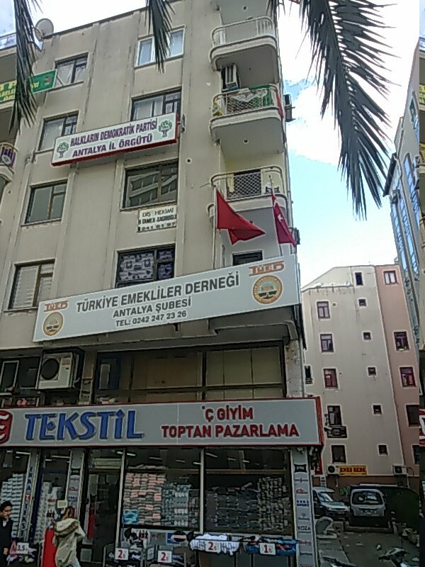 Emeklilik dernekleri Türkiye Emekliler Derneği, Muratpaşa, foto