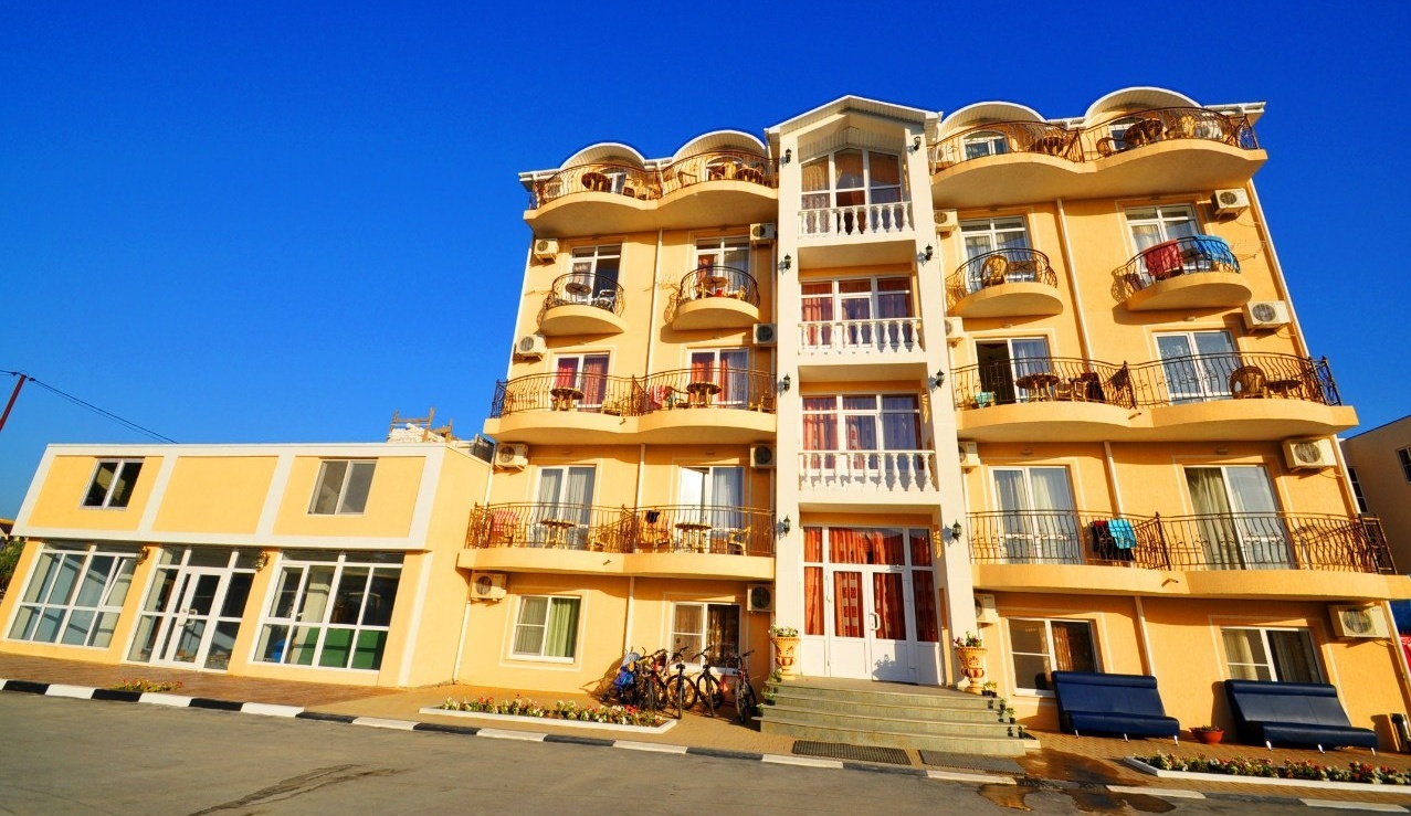 Фото отеля 2