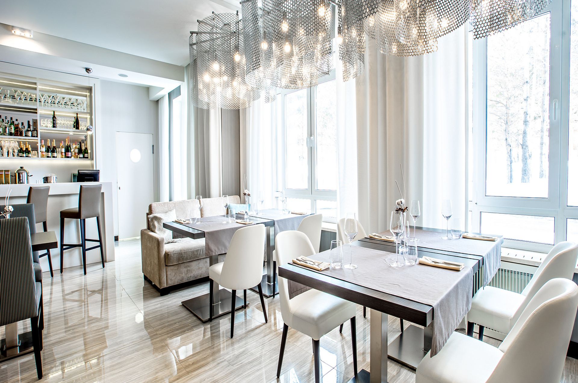 Фото Ramada Hotel & Suites by Wyndham Novosibirsk