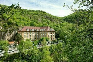 Гостиница Village Vacances Le Richelme в Дине-ле-Бене