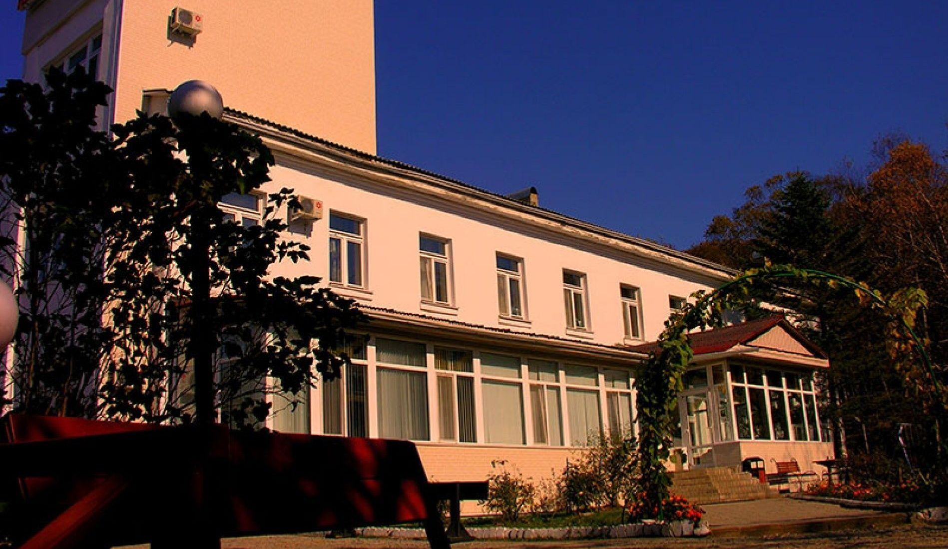 Фото отеля 1