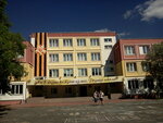 MAOU Secondary school № 70, building № 1 (6th Microdistrict, ulitsa Valerii Gnarovskoy, 3А), school