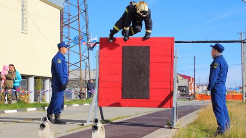 Пожарные части и службы Департамент гражданской защиты и пожарной безопасности Ямало-Ненецкого АО, Салехард, фото