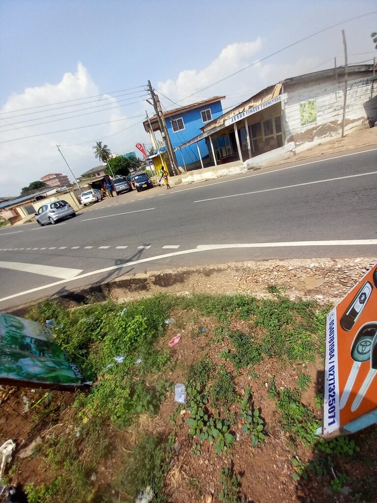 Home goods store Jesus Finger Furniture & Construction Works, Accra, photo
