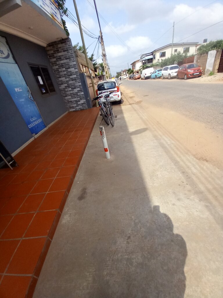 Water store Cool Off Mineral Water Office, Accra, photo