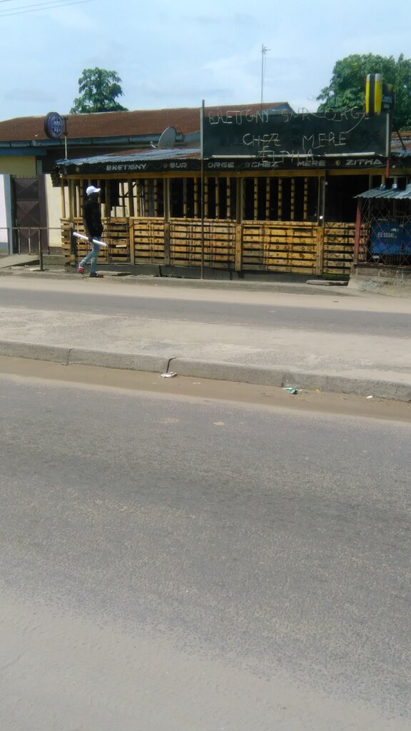 Bar, pub Bretigy Sur Orge Chez Mère Zitha, Brazzaville, photo