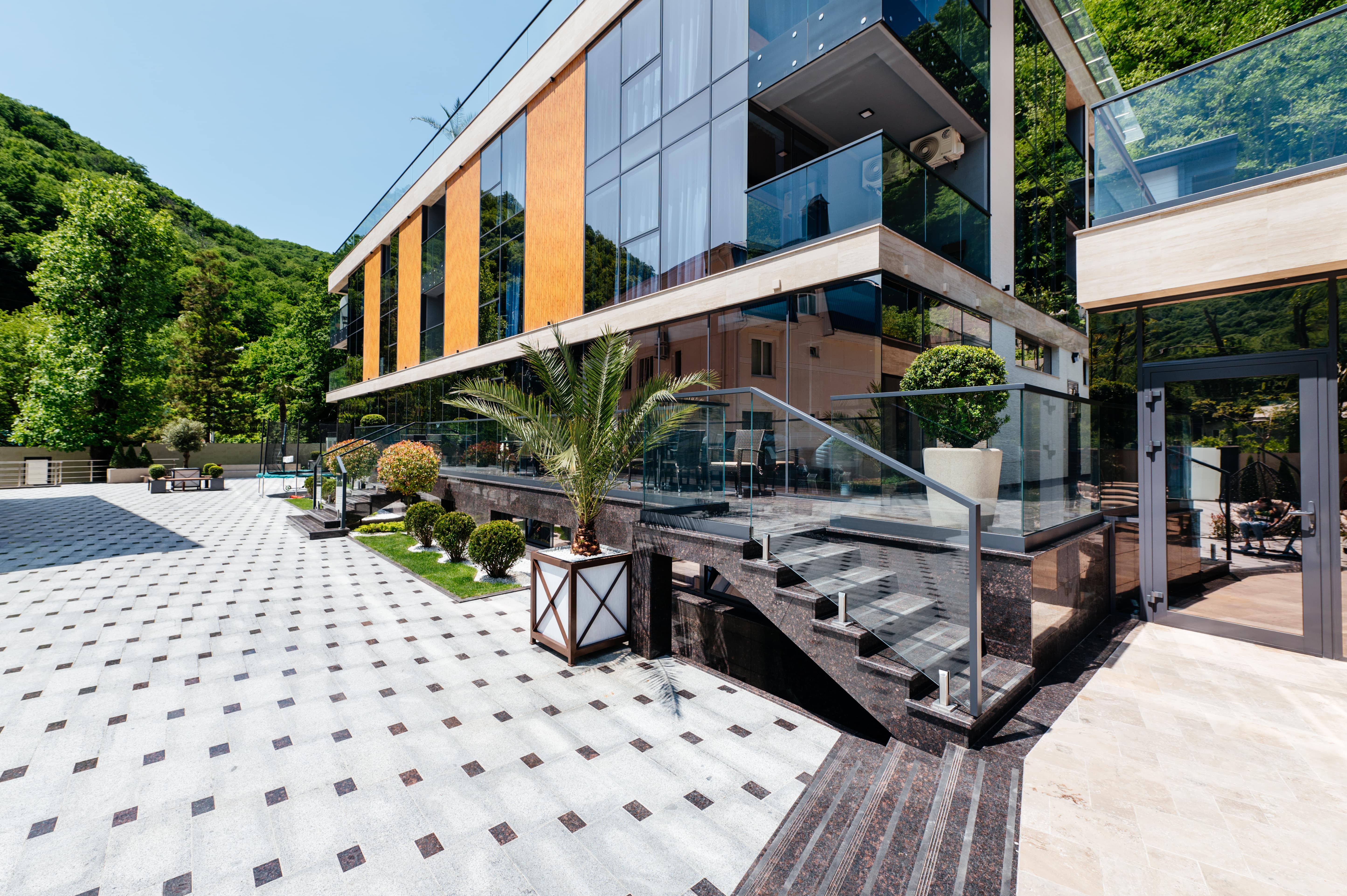 Фото отеля 1