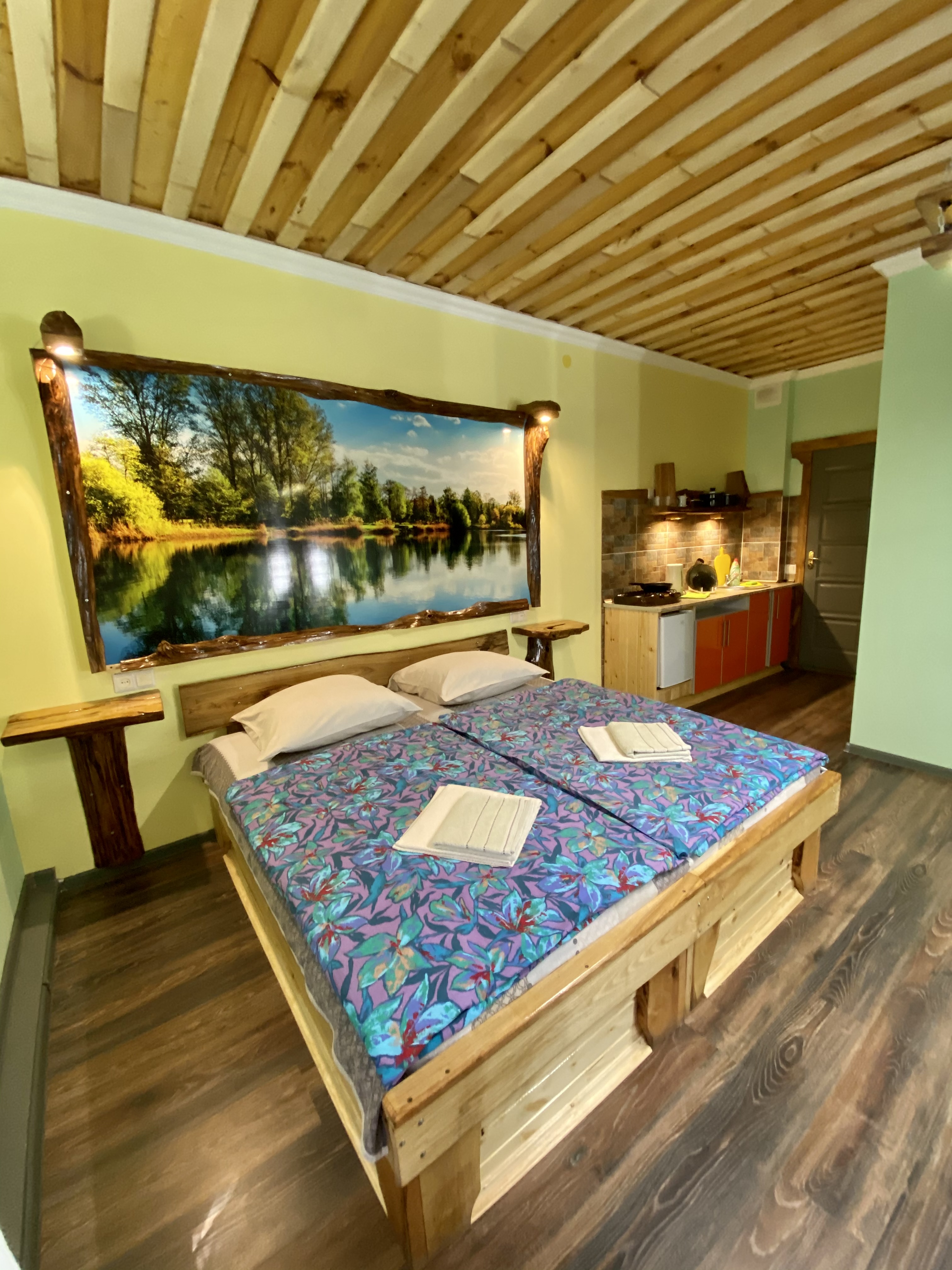 Фото отеля 2