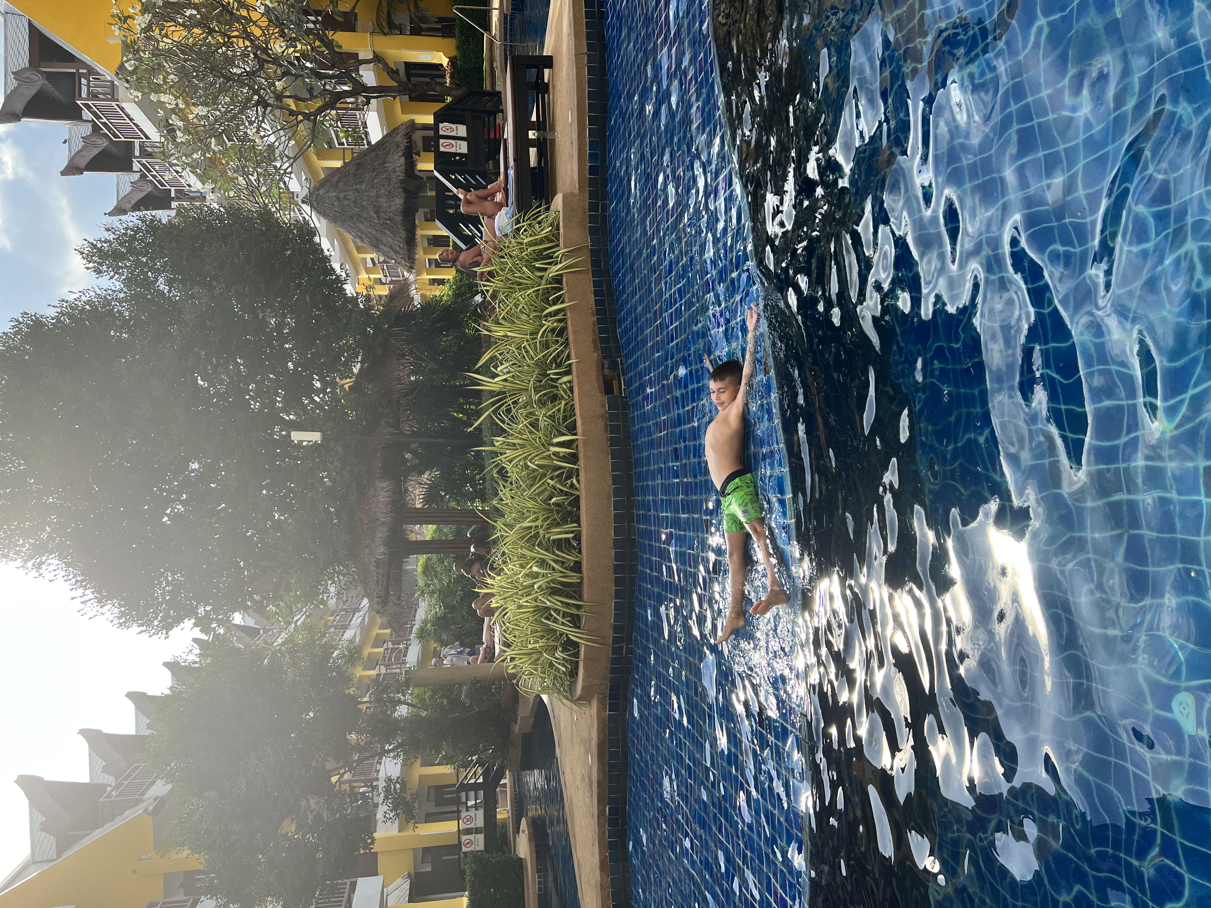 Фото Woraburi Phuket Resort and Spa