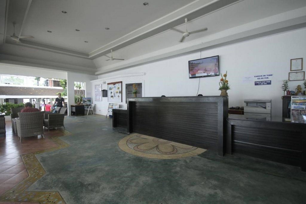 Фото отеля 2