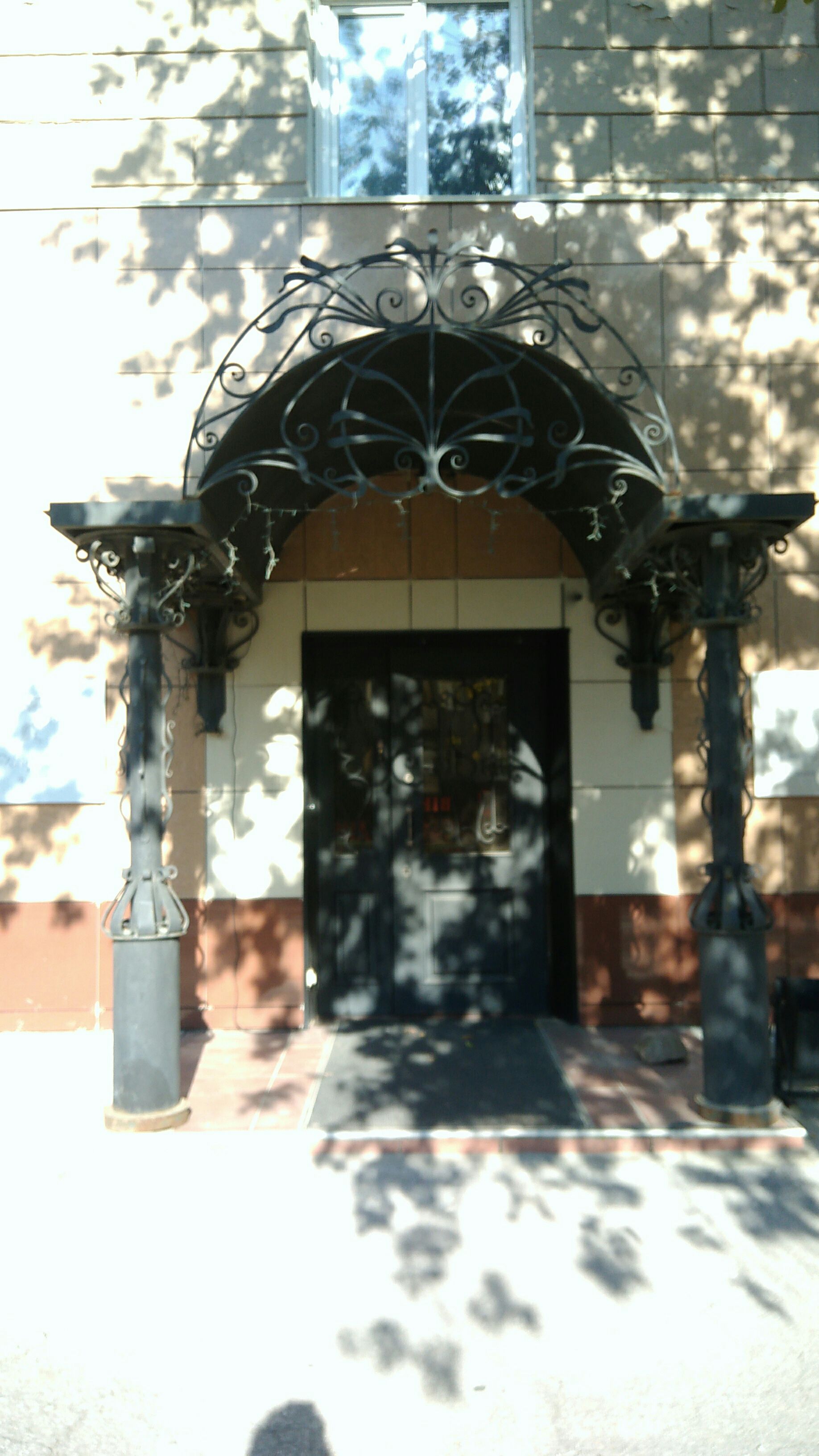 Фото Серебряная лошадь