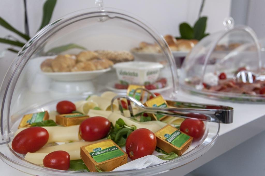 Фото Relais Villa Coppedè Roma