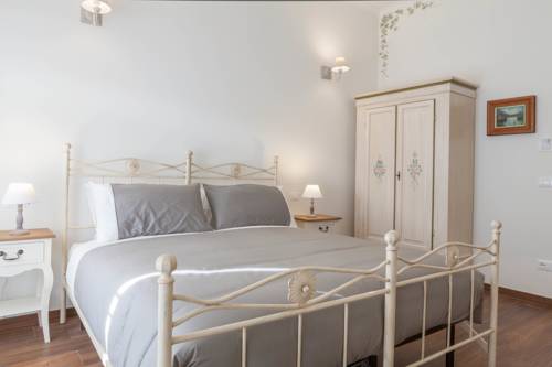 Фото Donna Margherita Rome Suite & Rooms