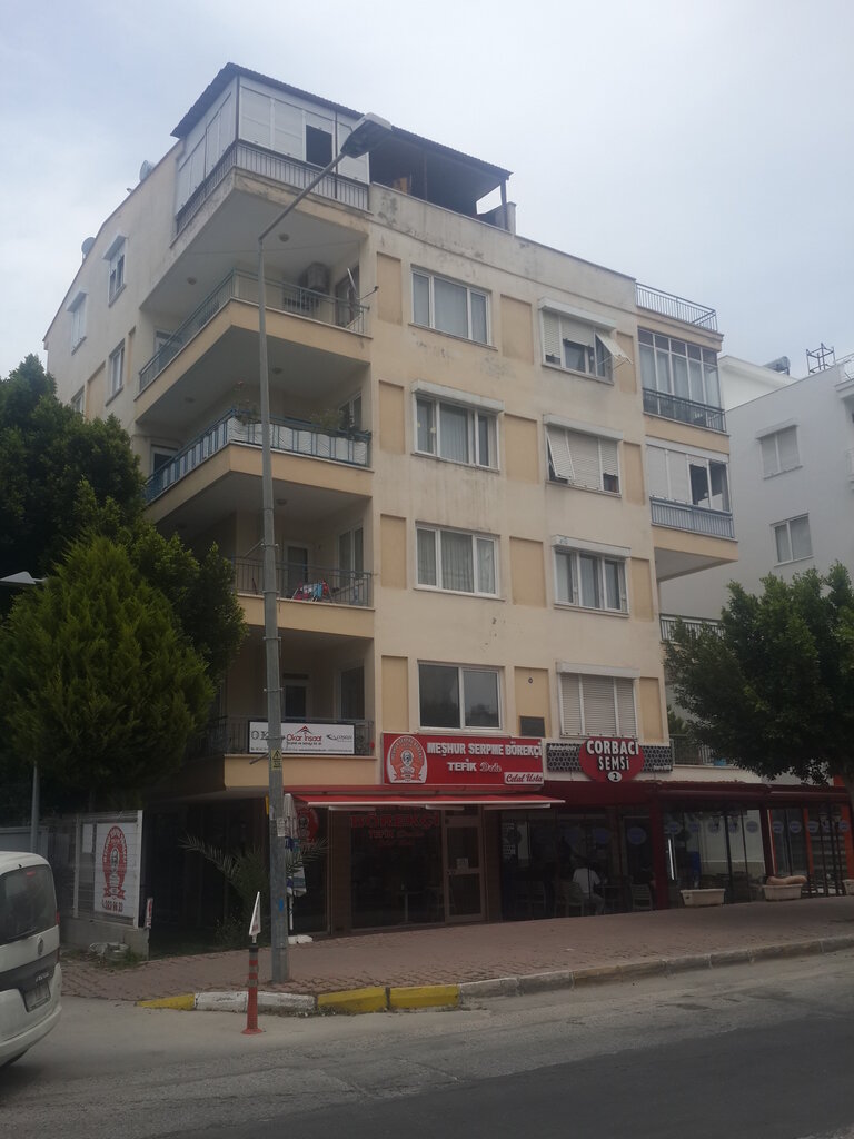 Restaurant Meshur Serpme Borekci Tefik Dede - Celal Usta, Antalya, photo